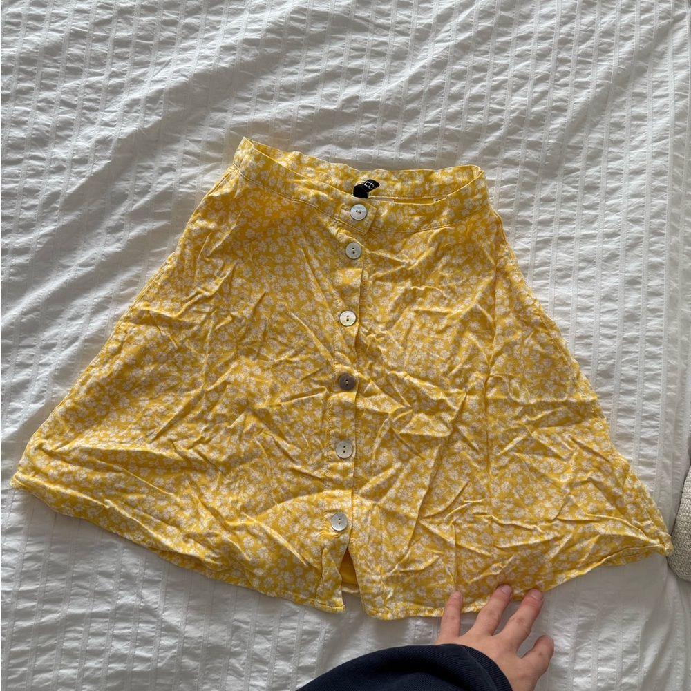 H&M yellow floral skirt